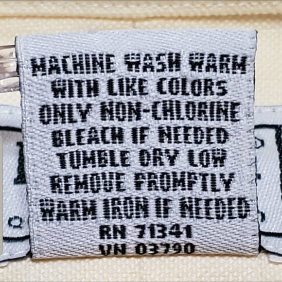 L.L. Bean  Wrinkle Resistant Dress Shirt Size 17.5-36 - Picture 6 of 6